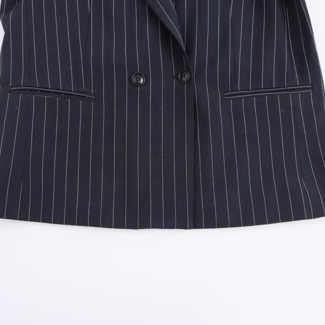 Winter New Versatile Pinstripe Double-Breasted Baggy Coat – Stylish and Cozy