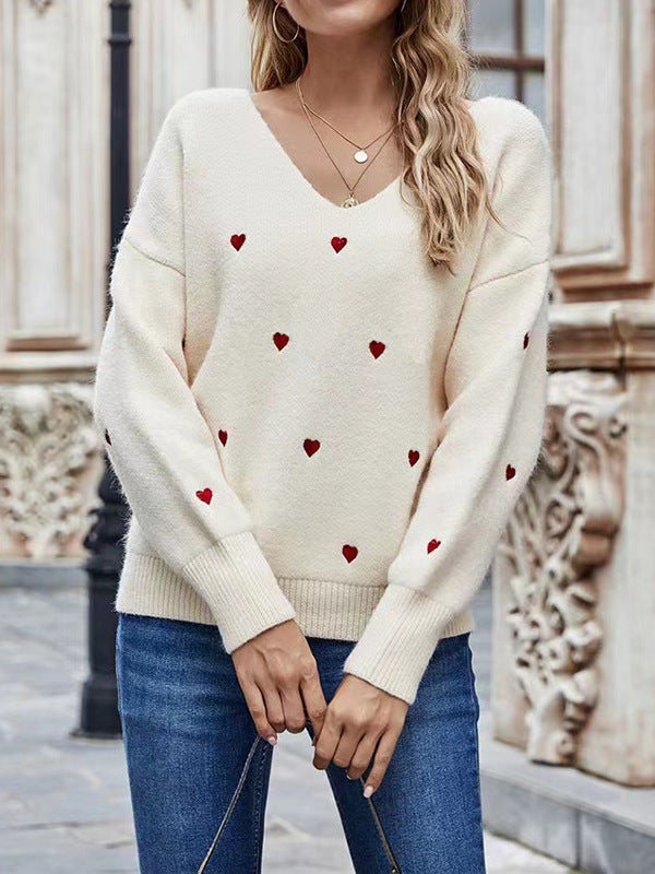 Women's Long-Sleeved Pullover Sweater - Solid Color Heart-Shaped Jacquard Knit Top