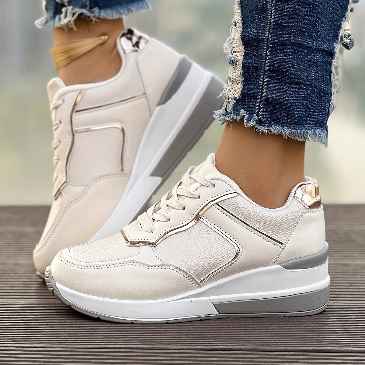 Fashionable Wedge Platform Leisure Sports Shoes for Women – Slim Design