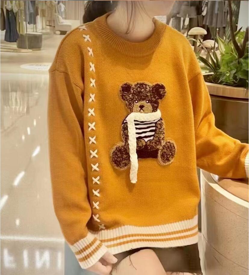 Loose and Lazy Style Fashionable Knitwear for Women