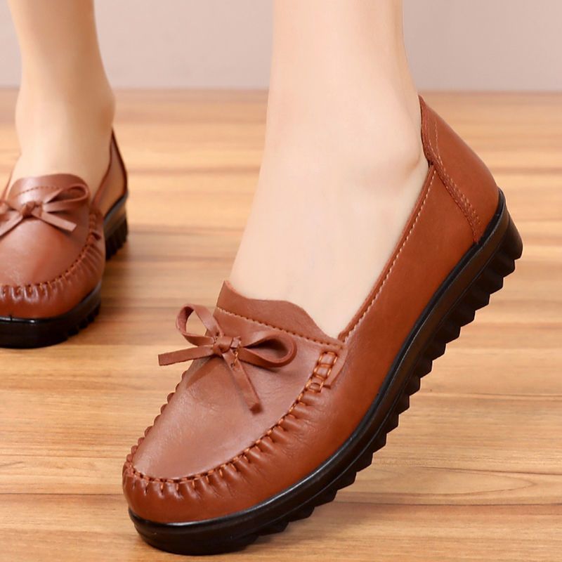 Breathable Non-Slip Vintage Leather Shoes with Soft Bottom for Comfort