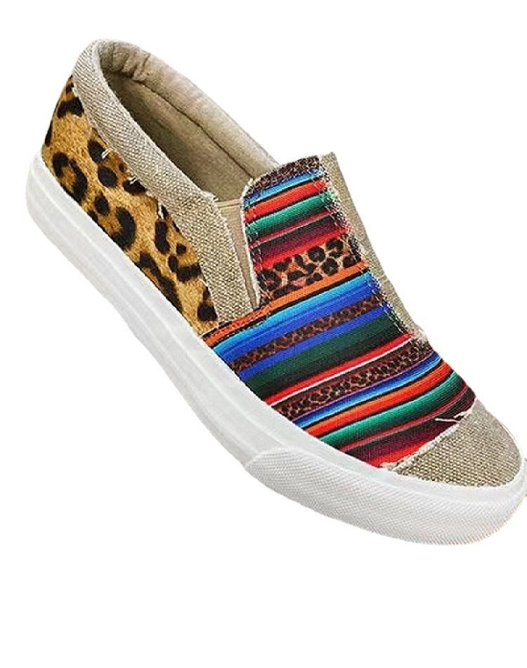 Women's Color-Block Low-Top Canvas Sneakers – Trendy and Comfortable Footwear