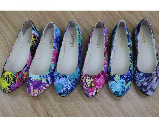 Women's Spring and Autumn Floral Print Shoes – Stylish and Comfortable for the Season