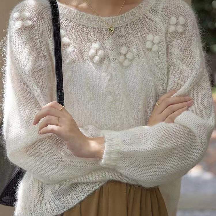 Women's Retro Chic White Mohair Sweater - High-Grade Elegance