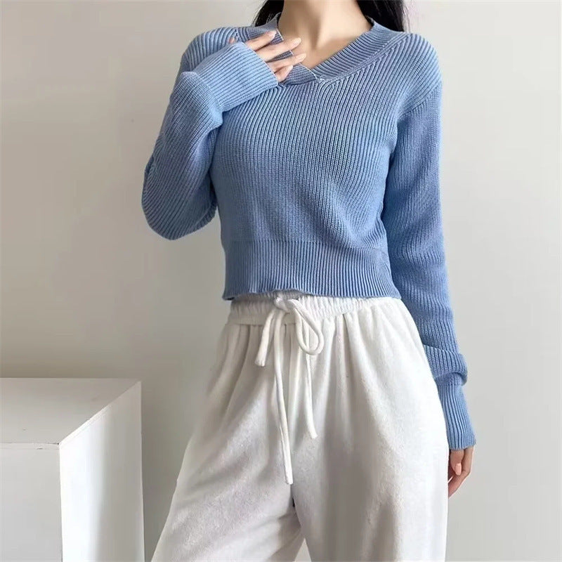 Women's V-Neck Chunky Knit Cropped Pullover Sweater for Autumn and Winter