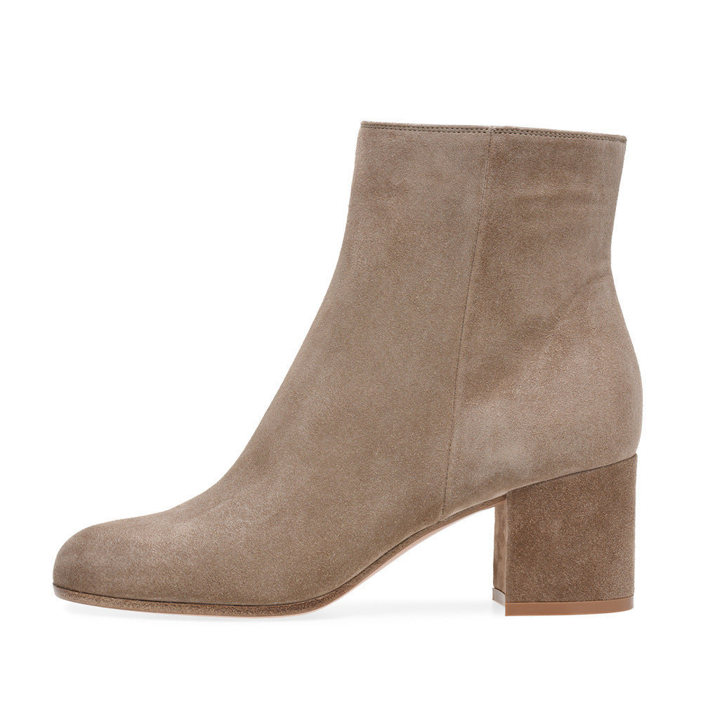 Women's Chunky Heel Mid-Calf Boots with Round Toe