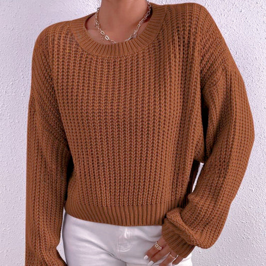 Loose-Fit Short Pullover Sweater with Round Neck and Long Sleeves