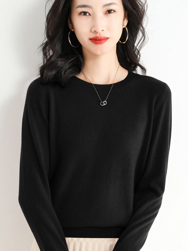 Slim-Fit Solid Color Round Neck Pullover Sweater