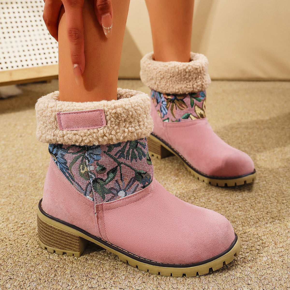 Women's Winter Warm Mid-Tube Snow Boots with Floral Embroidery