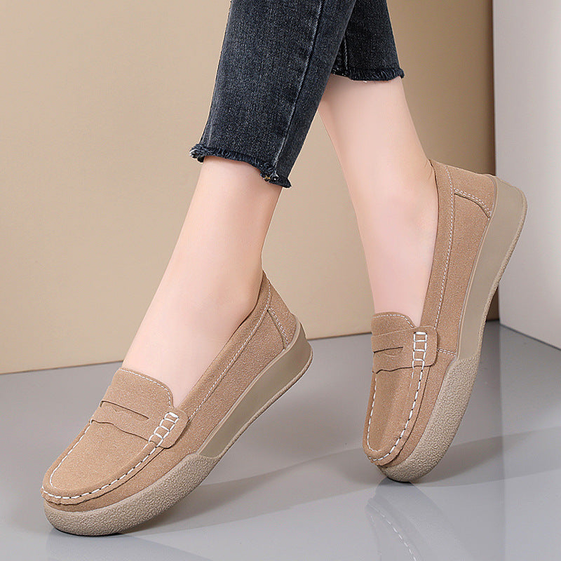 Korean Style Slip-On Gommino Casual Shoes, Flat Design for Spring and Autumn