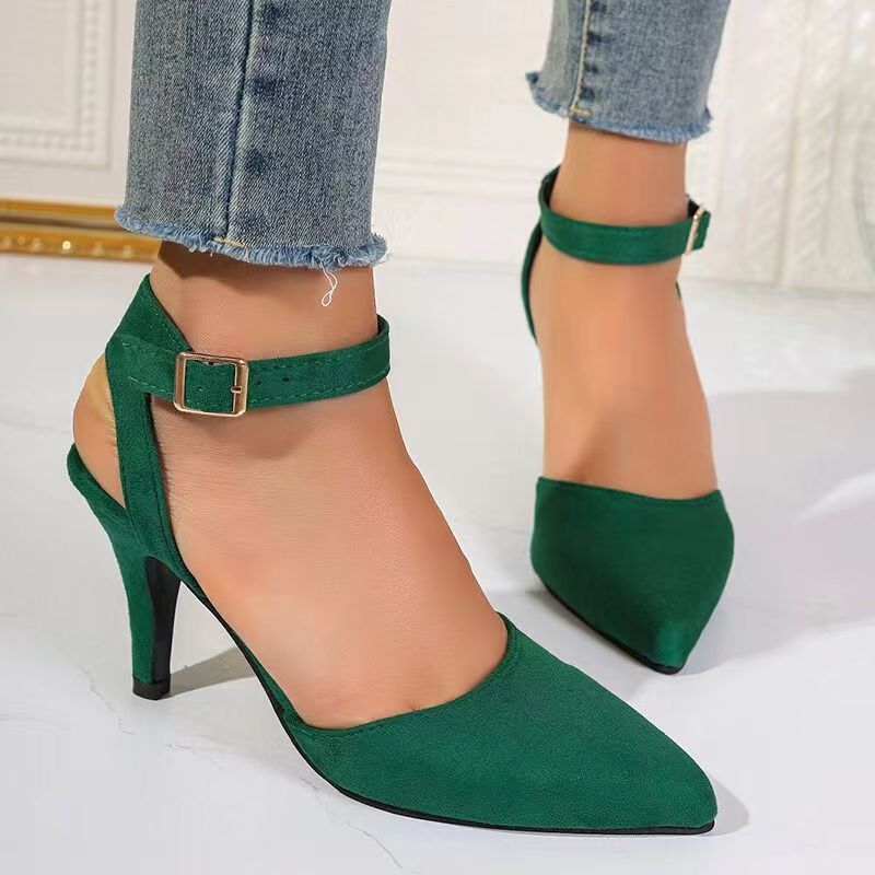 Fashionable Pointed-Toe High Heel Shoes with Square Buckle Detail