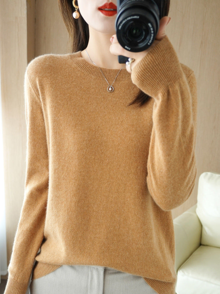 Slim-Fit Solid Color Round Neck Pullover Sweater