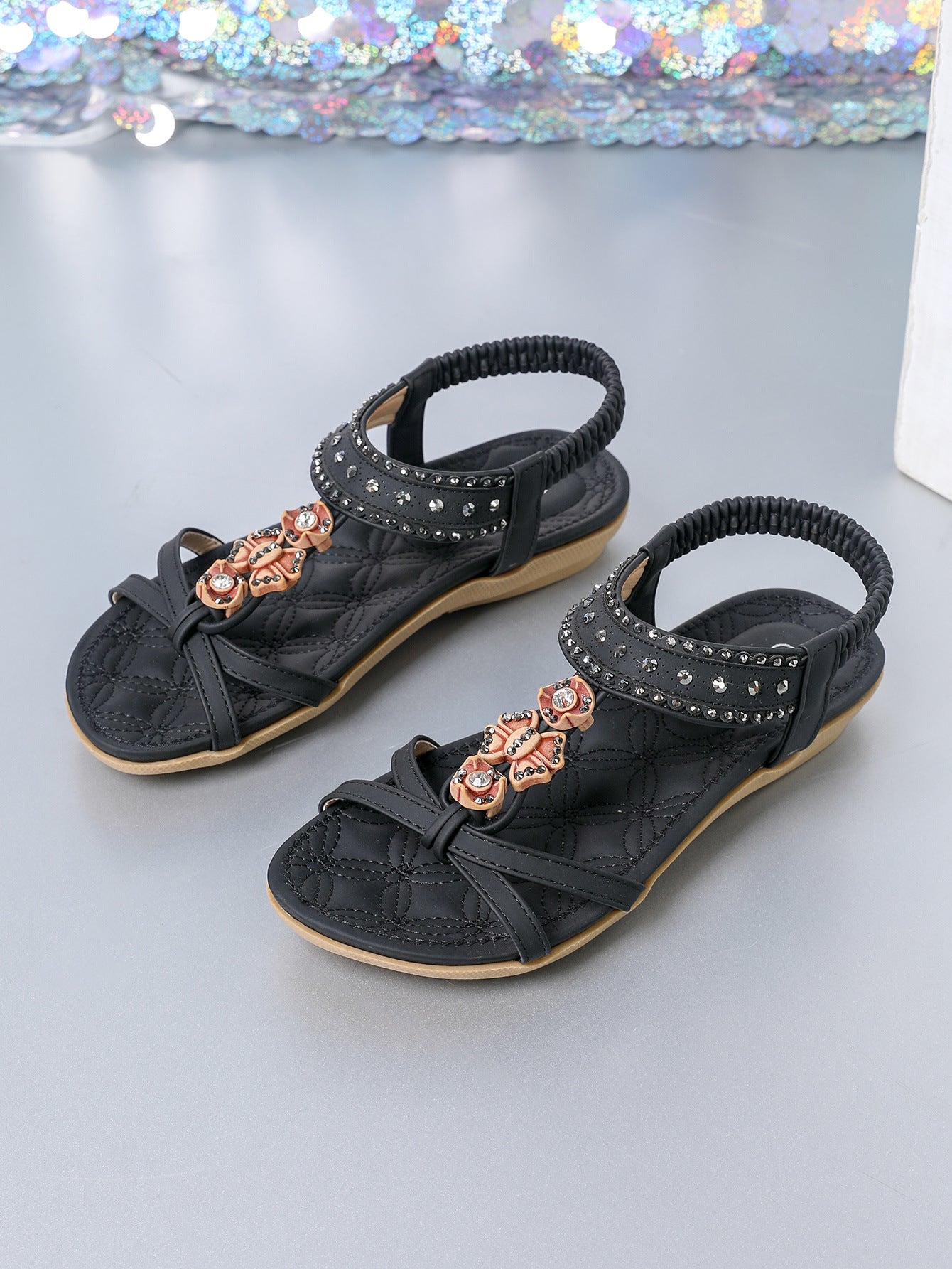 Women's Plus Size Flat Sandals with Diamond Detailing, Casual Style