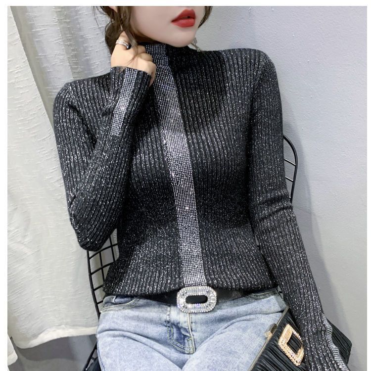 Slim-Fitting Diamond Studded Versatile Top with Trendy Long Sleeves