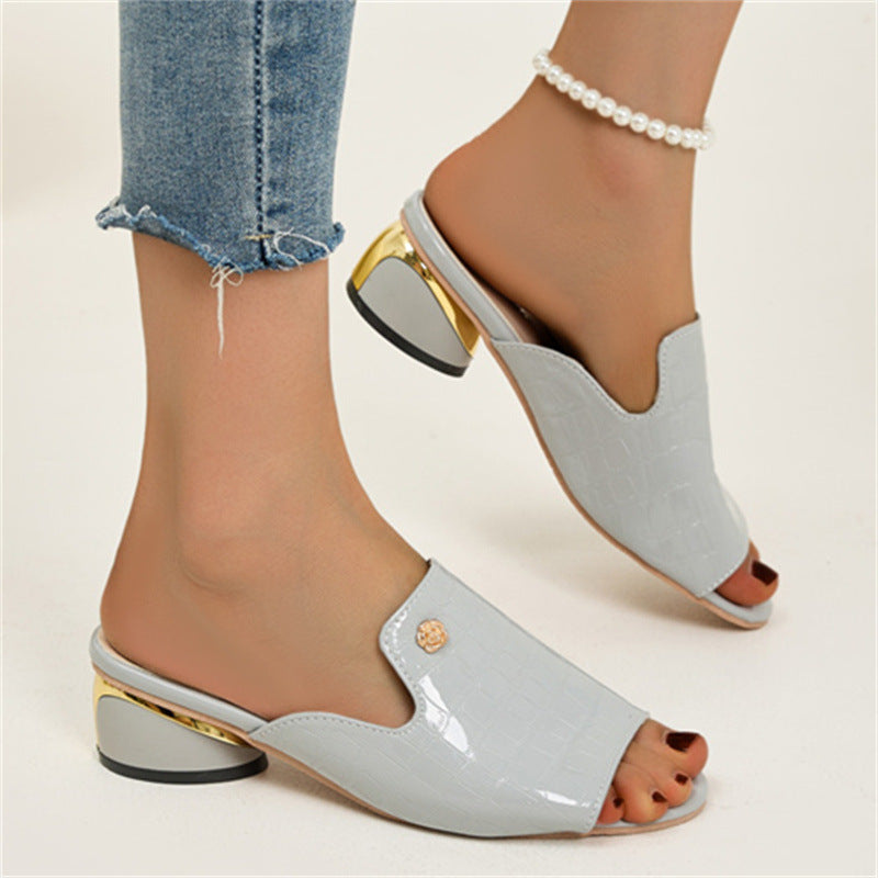 Plus Size Women's Chunky Heel Patent Leather Fashion Sandals