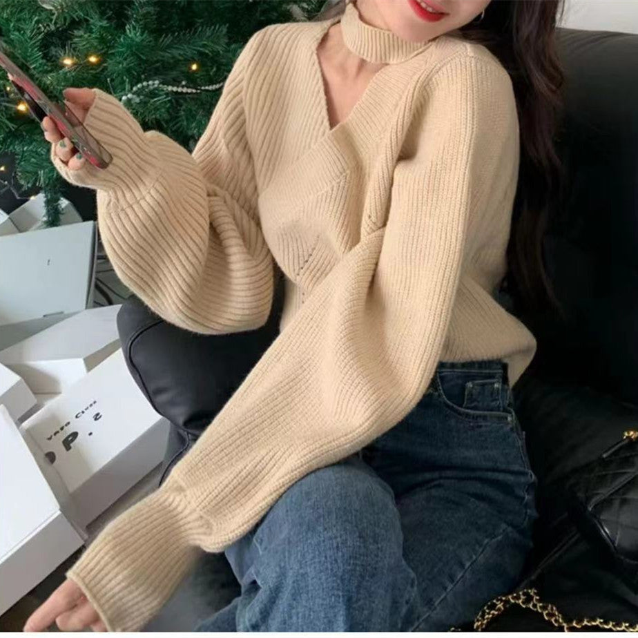 Halter Neck Knitted Sweater Top with Short Design for Women