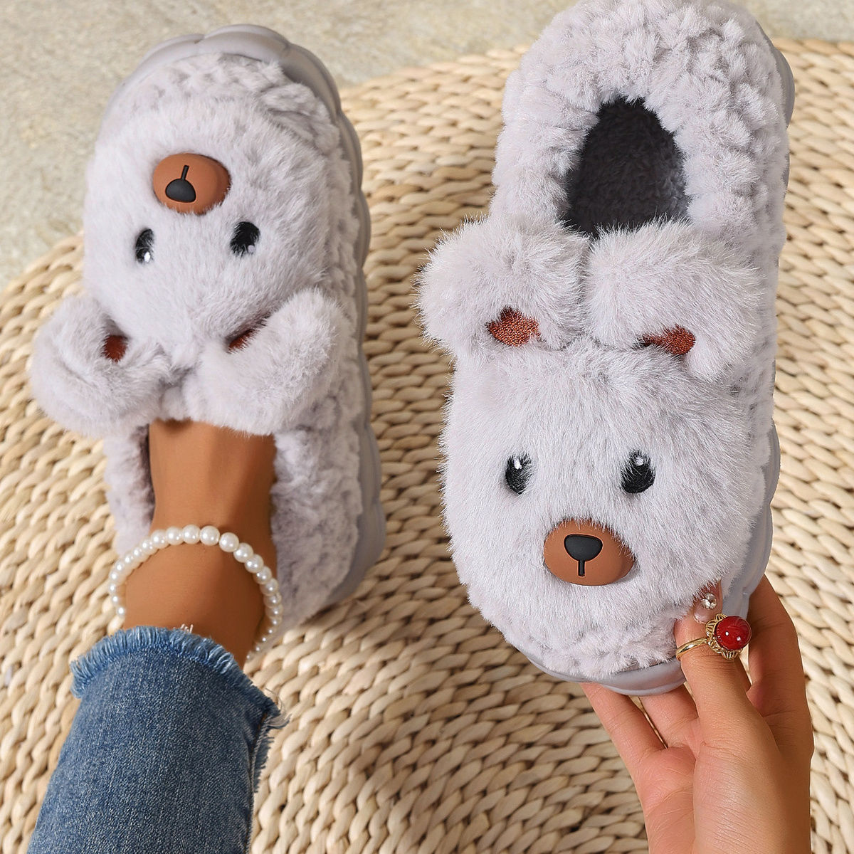 New Warm Indoor Plush Cartoon Cotton Shoes – Suitable for Outdoor Wear