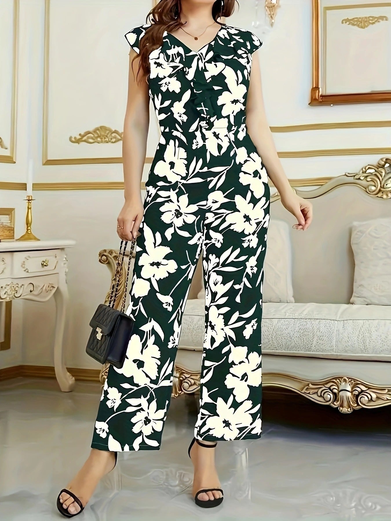 Fashionable Floral Printed Women's Sleeveless V-Neck Jumpsuit with Pockets