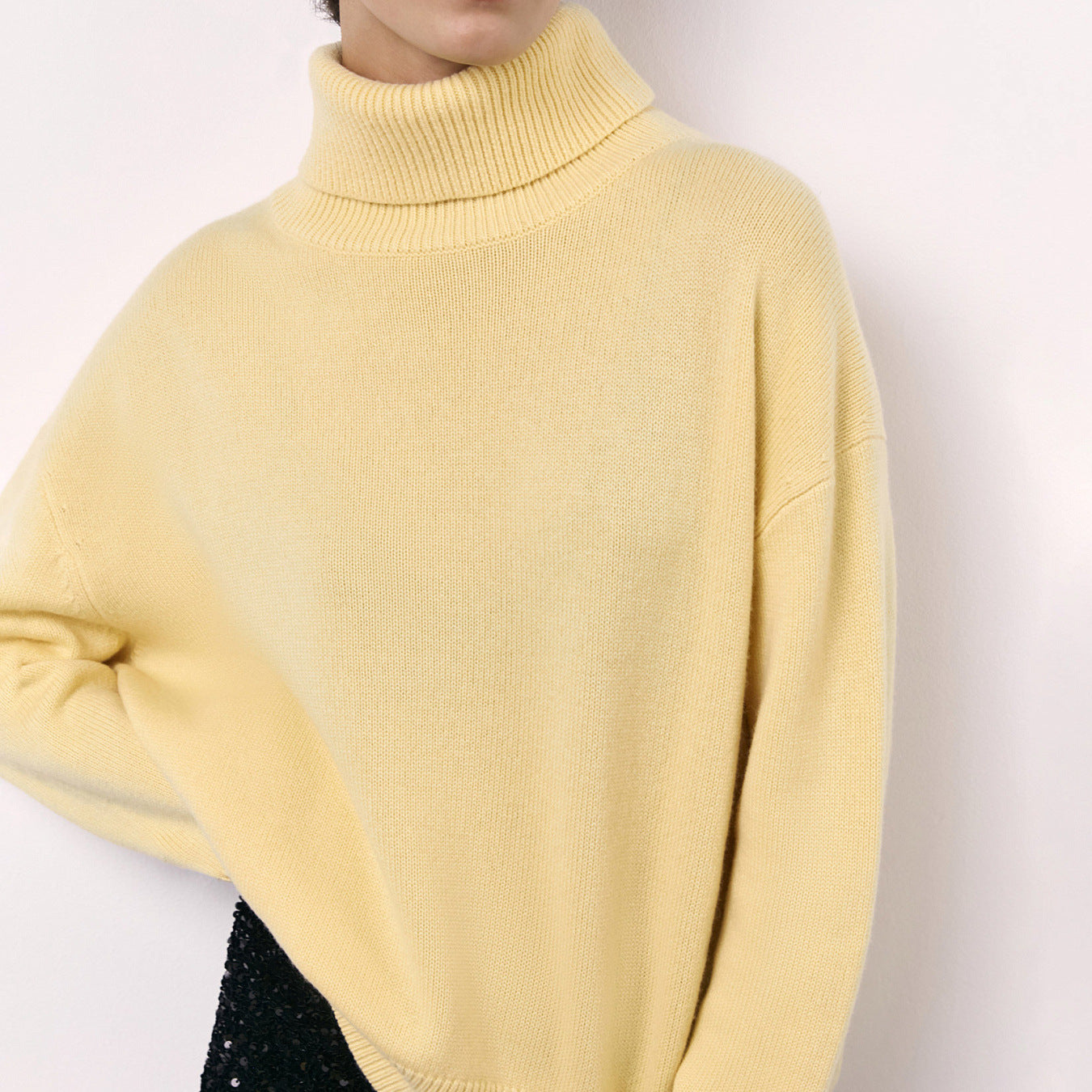 Women's Winter Turtleneck Sweater, Fashionable and Stylish Long Sleeve Knitted Top