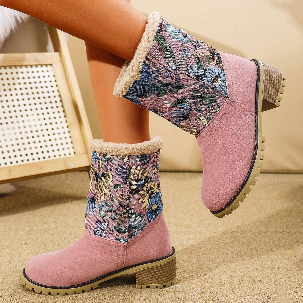 Women's Winter Warm Mid-Tube Snow Boots with Floral Embroidery