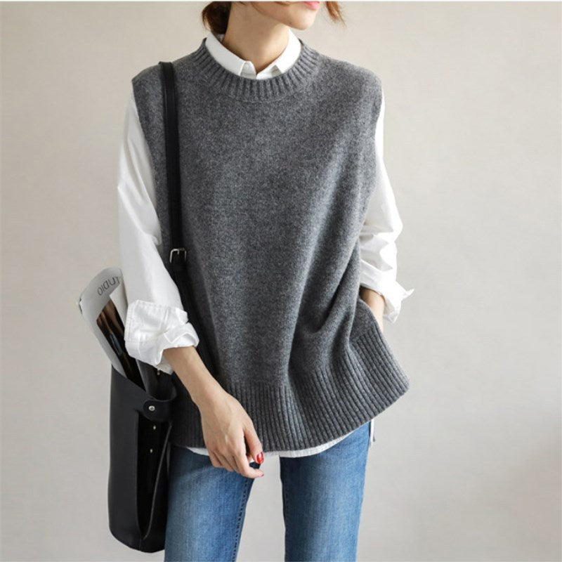 Women's Sleeveless Loose-Fit Knitted Vest Sweater with Round Neck