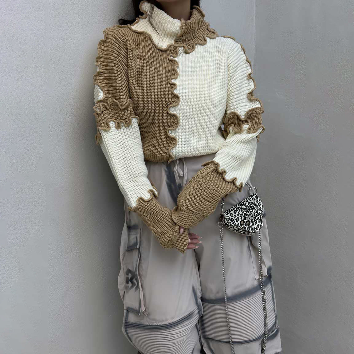 Fashionable Large Color Block Sweater with Stringy Selvedge and Contrast Color Design