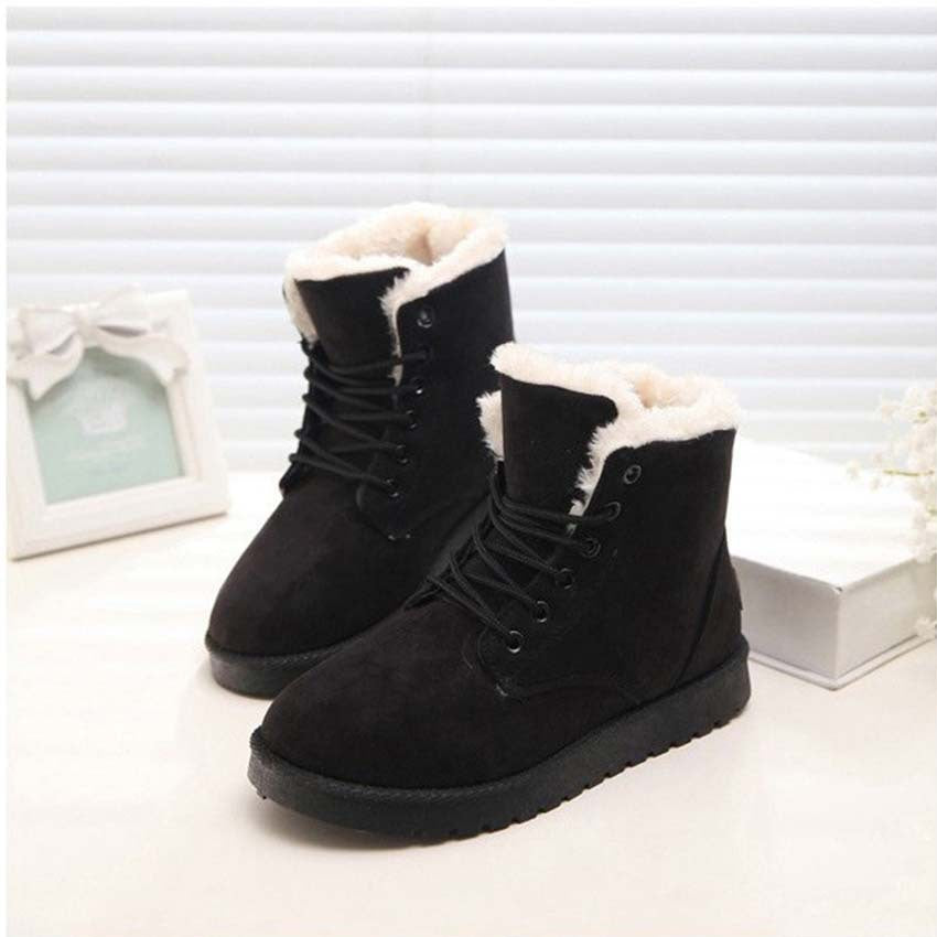 Women's Short Snow Boots with Warm Lining and Flat Heel