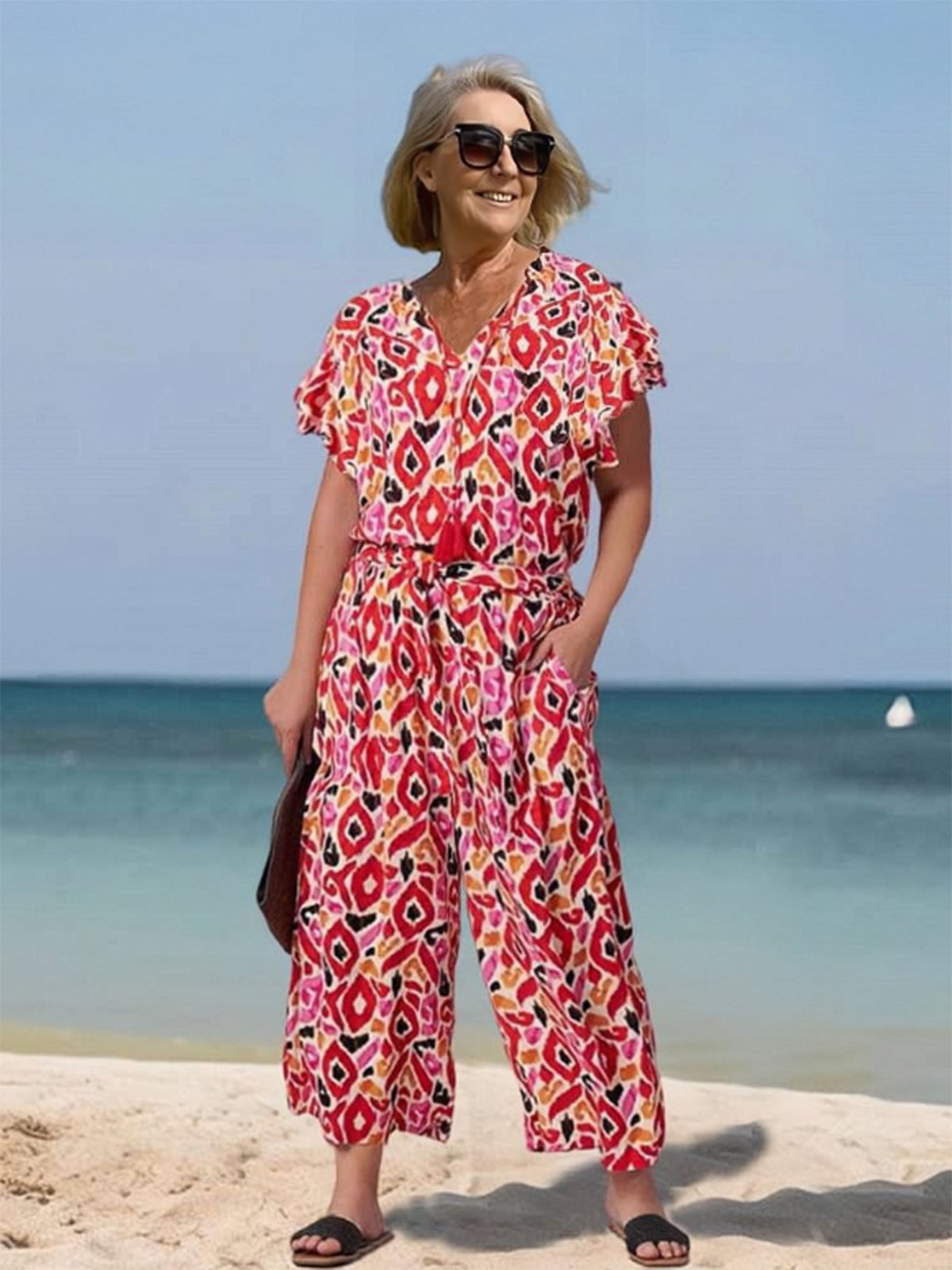 Loose Short-Sleeve V-Neck Printed Jumpsuit