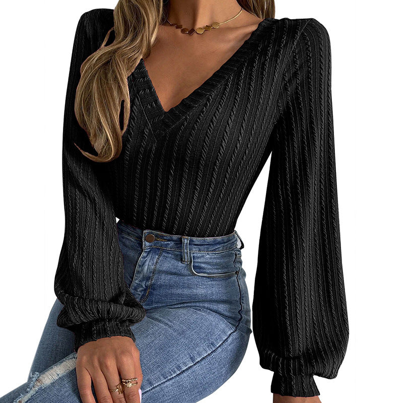 Women's Long-Sleeve Lantern Sleeve Sweater - Fitted Low Collar Design