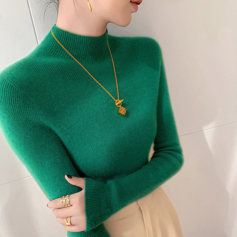 Half-Turtleneck Cashmere Slim Sweater – Perfect as a Bottoming Shirt