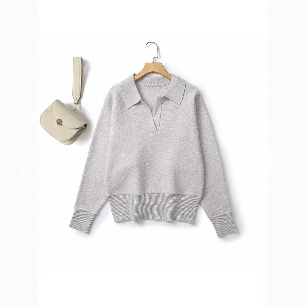 Women's Winter Wool-Blend Sweater with Batwing Sleeves, V-Neck, and Long Sleeves