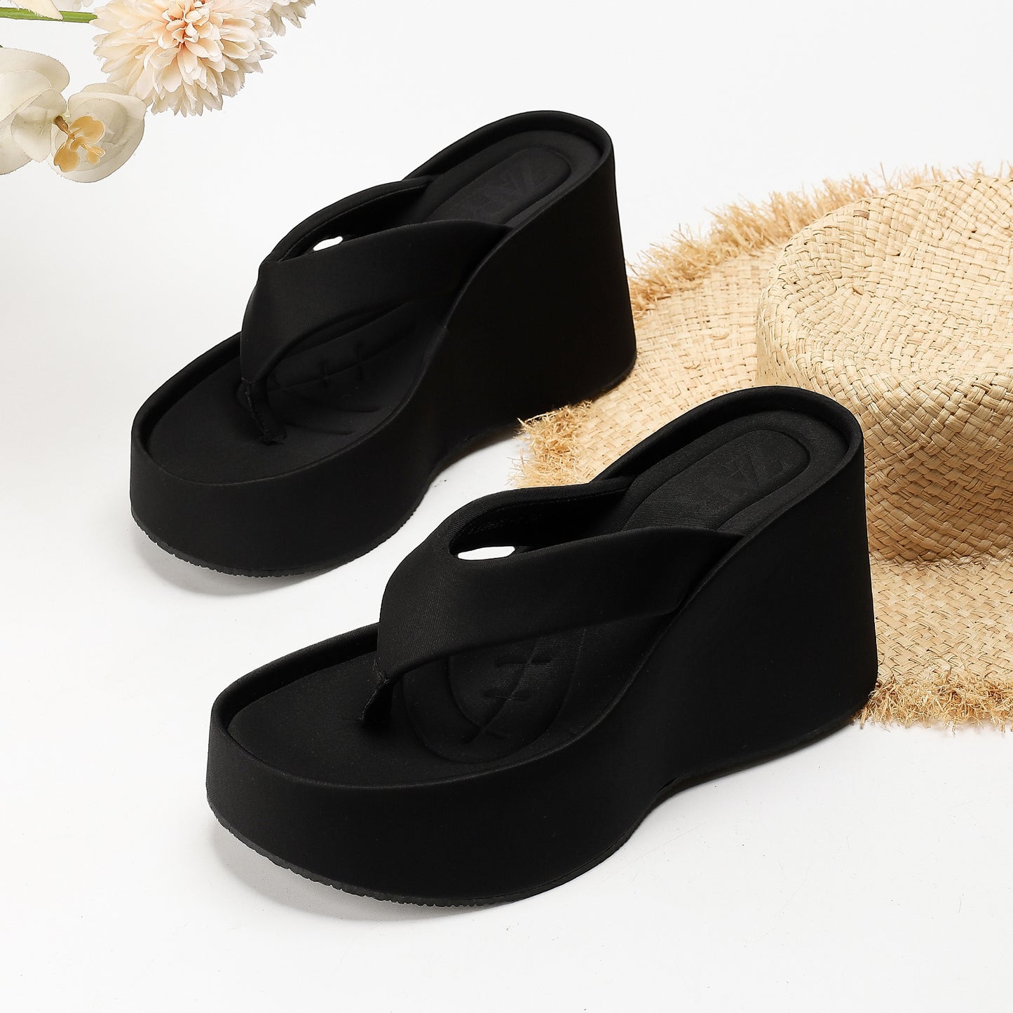 Women's Thick-Soled Sandals – Platform Slippers Inspired by American and African Styles