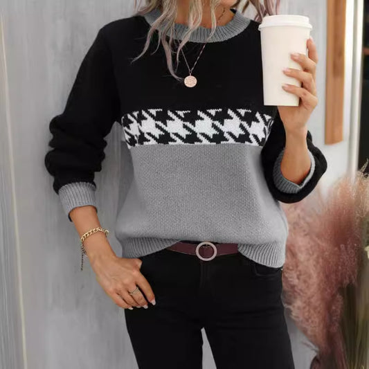 Fashionable Contrast Color Round Neck Knitted Sweater