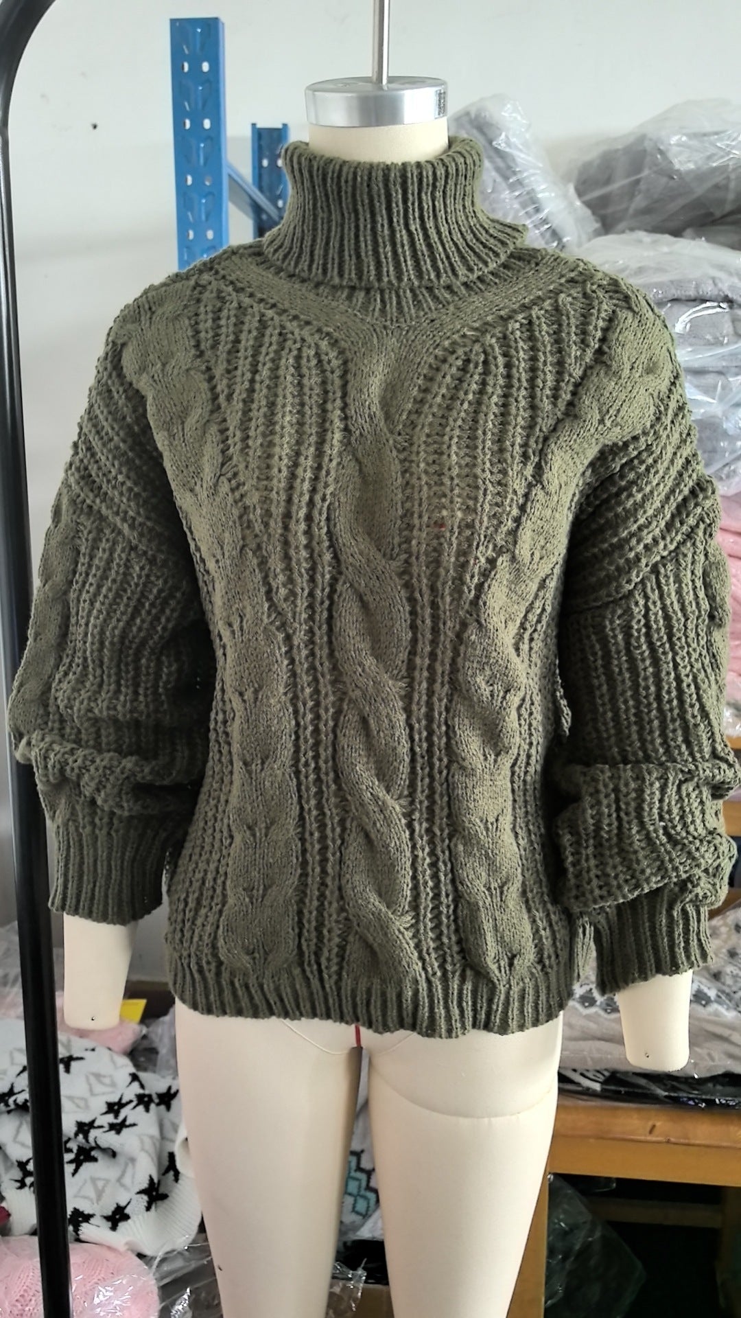 Women's Solid Color Turtleneck Knitted Sweater