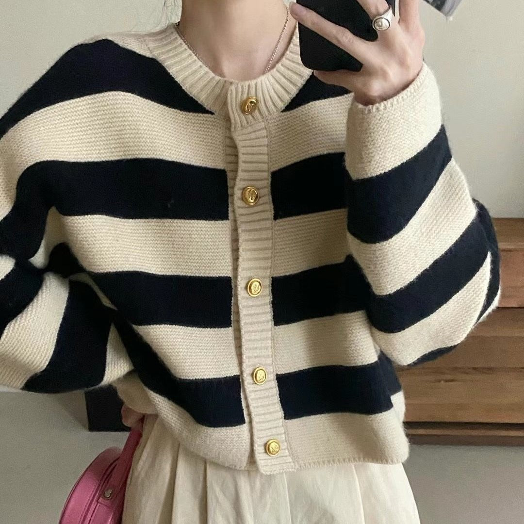 Spring and Autumn Striped Round Neck Sweater for Women