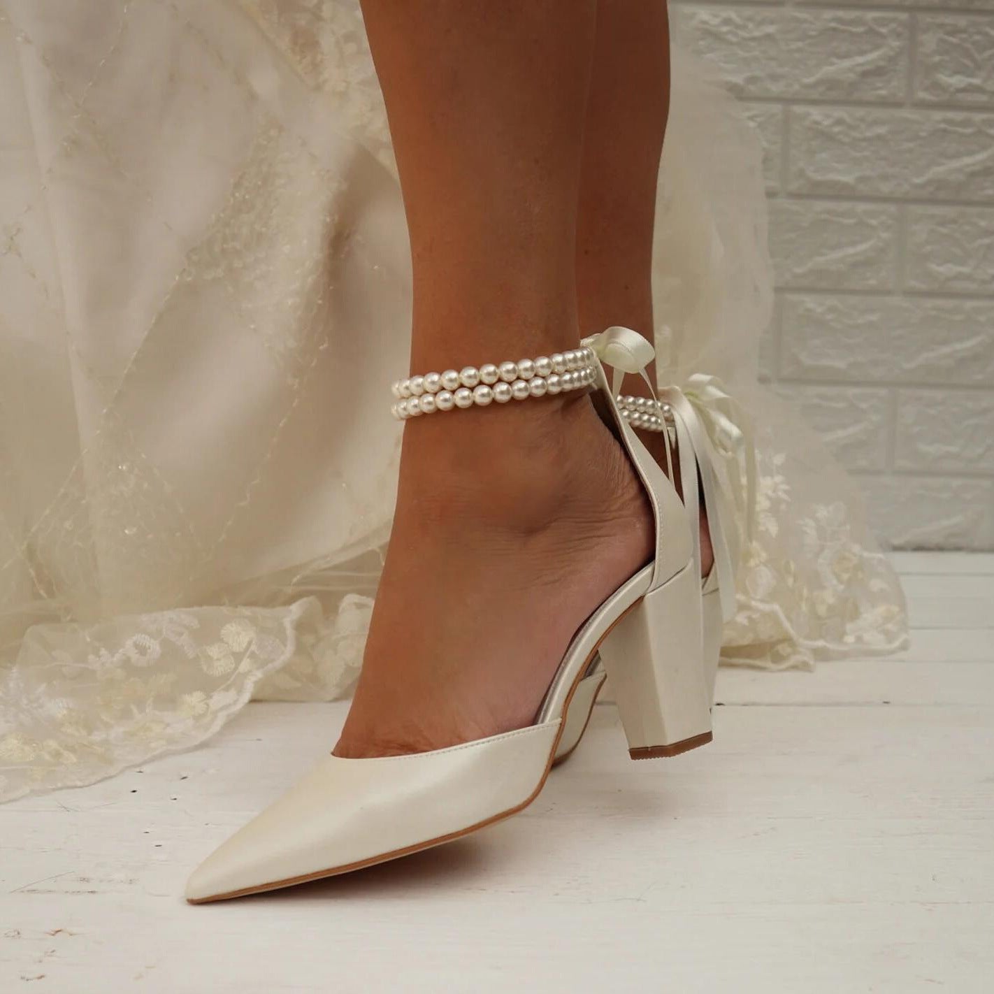 Wedding Women's Chunky Heel Shoes with Pearl Ribbon, Pointed Toe, Plus Size