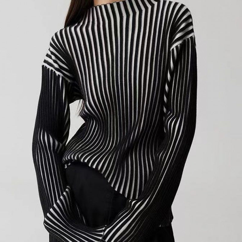 Black and White Contrast Half-Turtleneck Long Sleeve Sweater