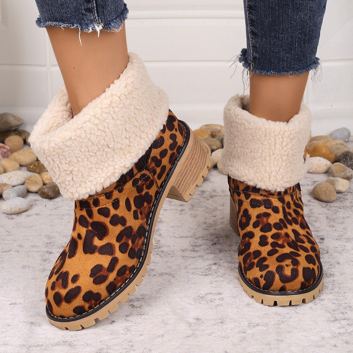 Women's Winter Plus Size Mid Boots - Soft Artificial Plush Lining