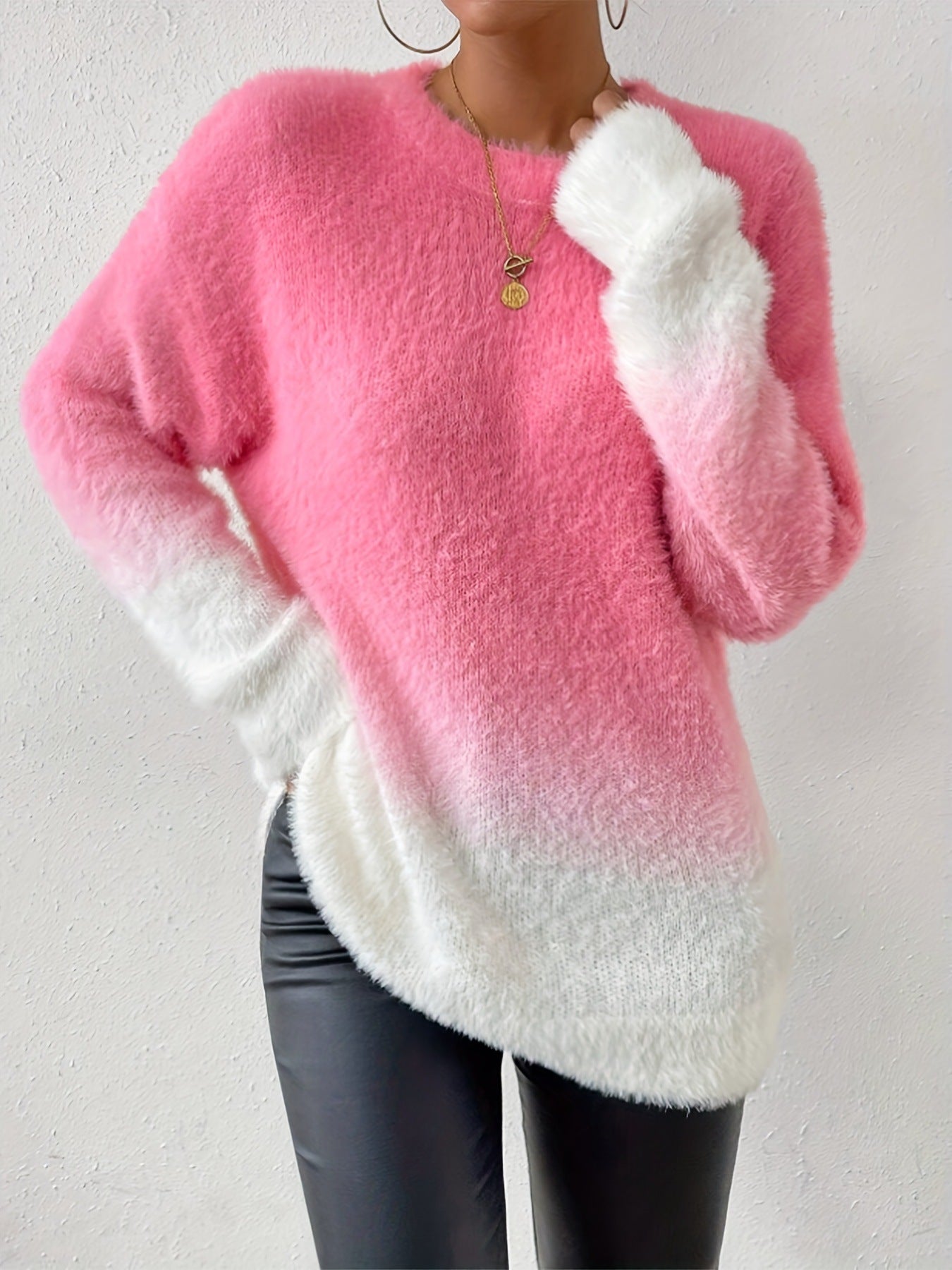 Elegant Women's Gradient Woolen Round Neck Sweater