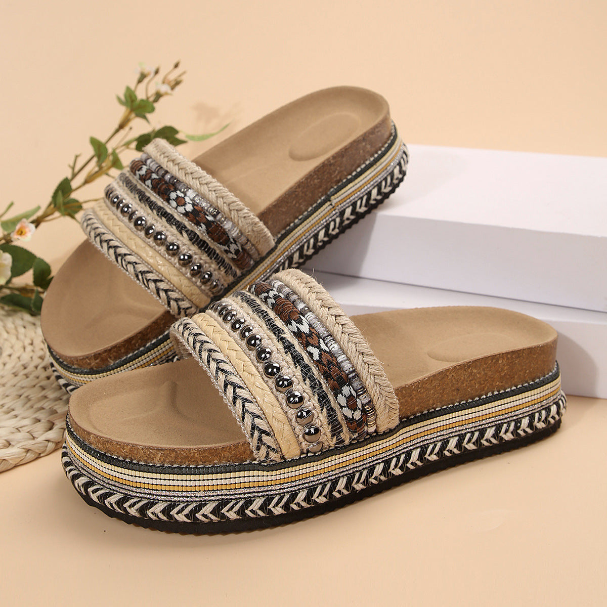 One-Line Muffin Plus Size Exotic Fashion Sandals