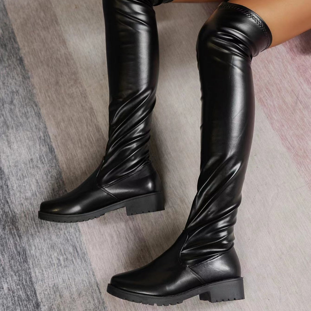 Women's Over-the-Knee Stretch Boots, Featuring Low and Chunky Heels for a Comfortable and Stylish Fit