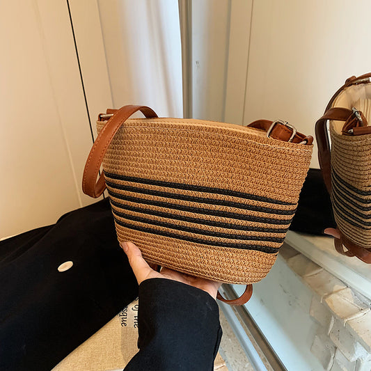 Women's Fashion New Retro Woven Bag