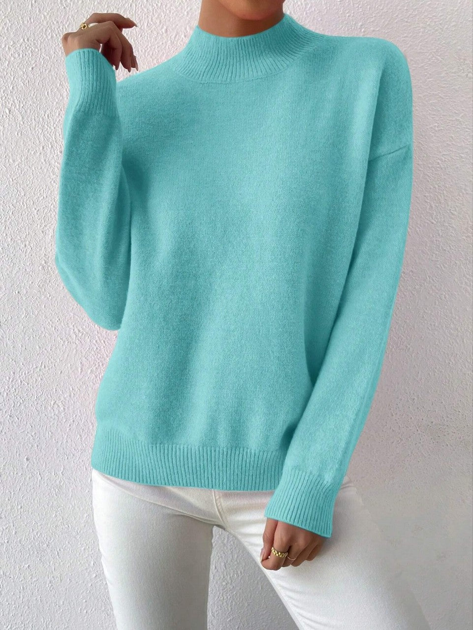 Women's Solid Color Loose-Fit Knitted Top - Fashionable and Comfortable