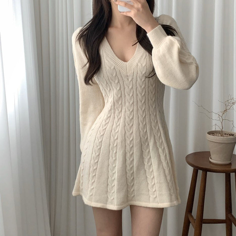 Elegant Women's Twist Knitted Dress – Chic and Comfortable