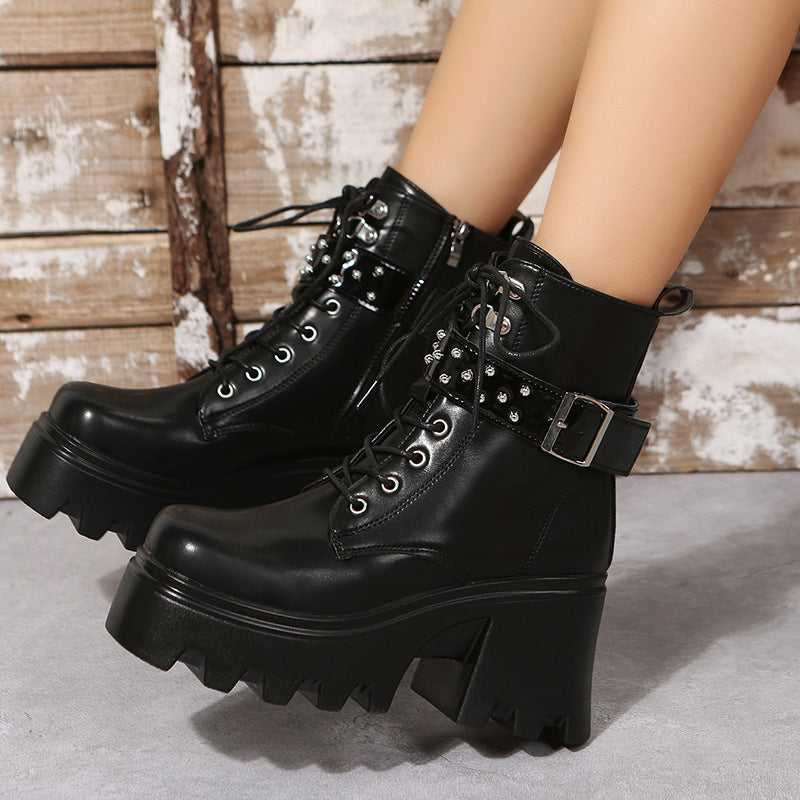 Fashionable Round Toe Leather Boots with Side Zipper and Mid Heel Platform