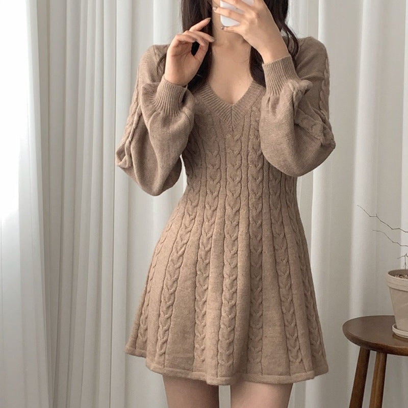 Elegant Women's Twist Knitted Dress – Chic and Comfortable