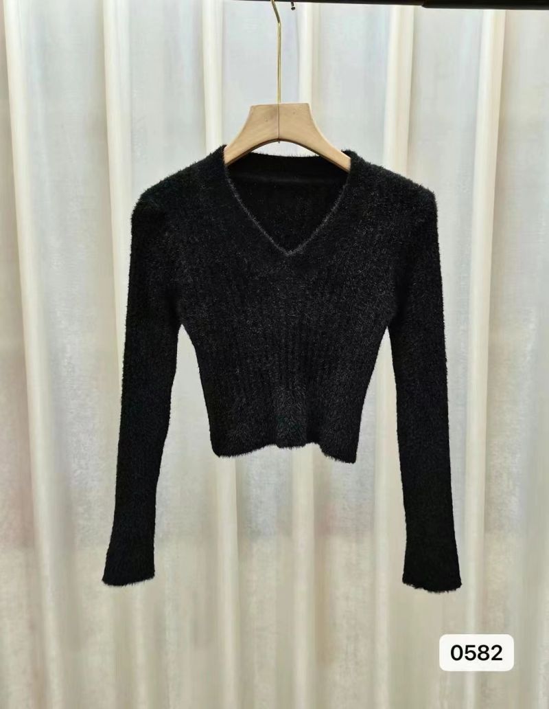 Women's V-Neck Long Sleeve Short Pullover Sweater