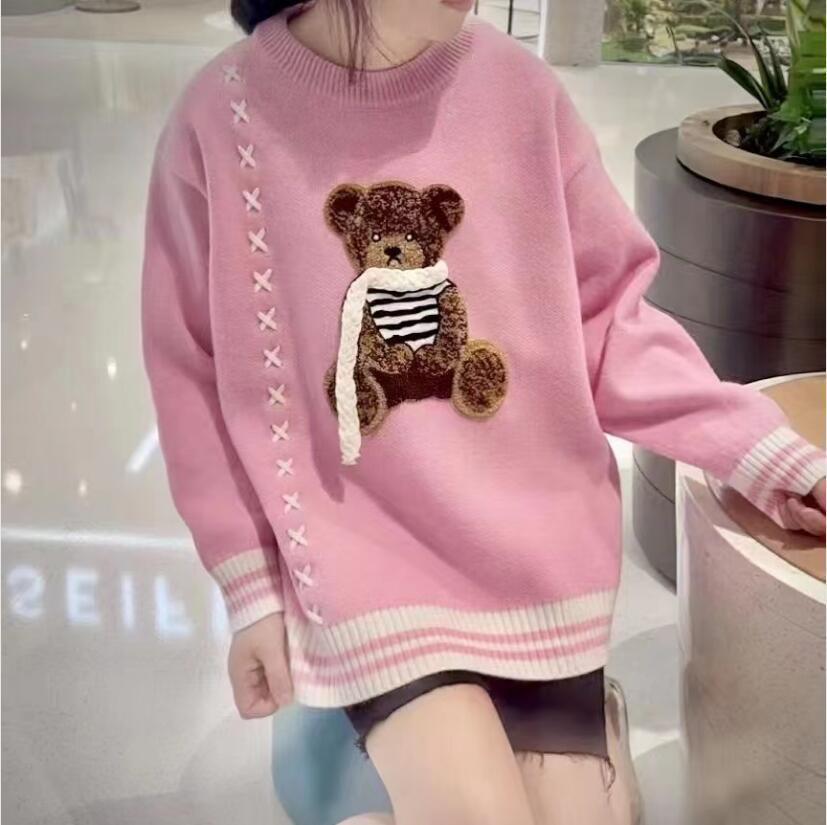 Loose and Lazy Style Fashionable Knitwear for Women