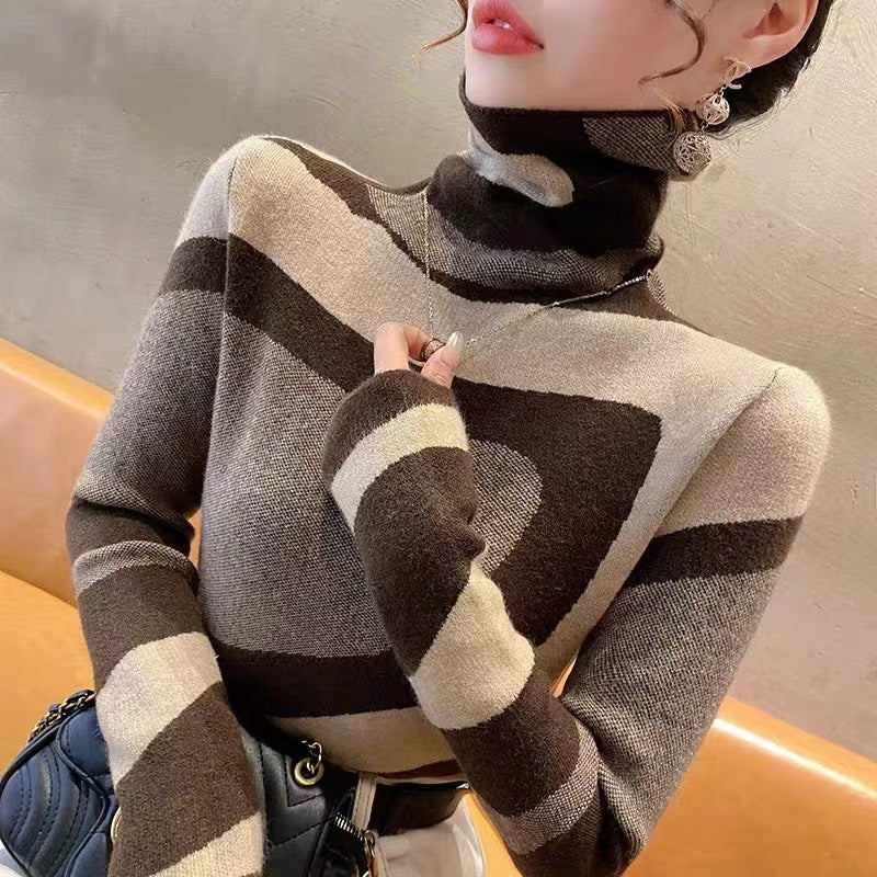 Women's Turtleneck Sweater with Contrast Color Design