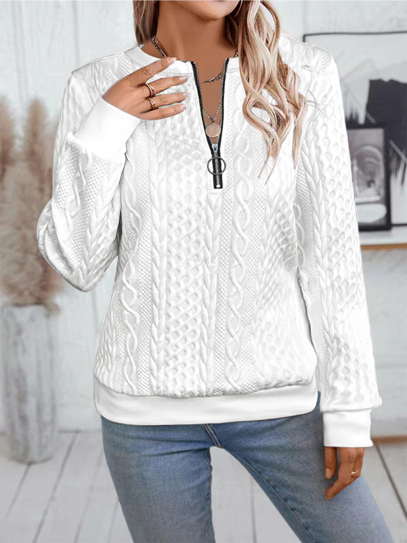 Women's Casual Long-Sleeve Zipper Sweater with Stylish Neckline